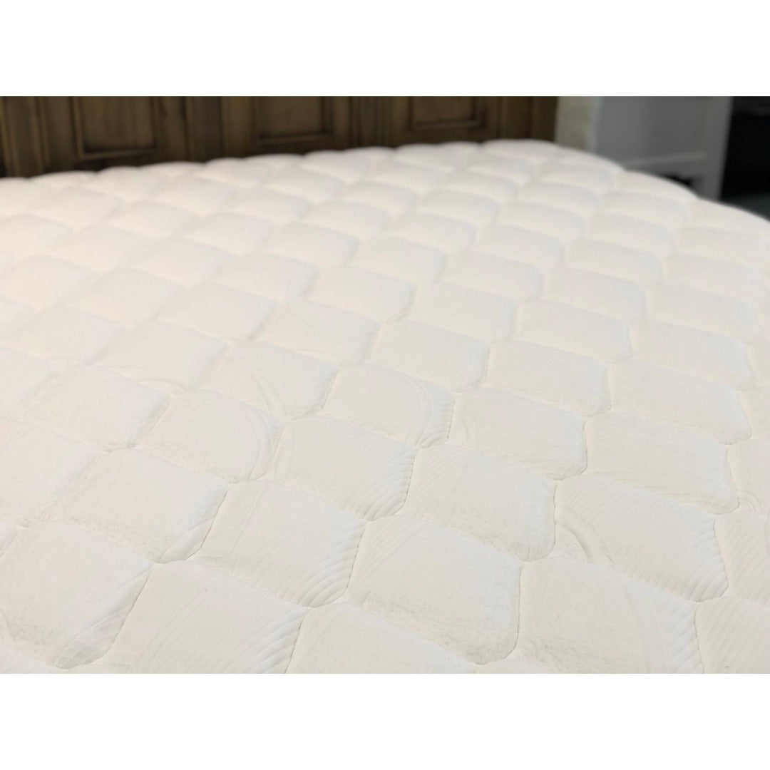 Hilton King Bed With Medium firm mattress