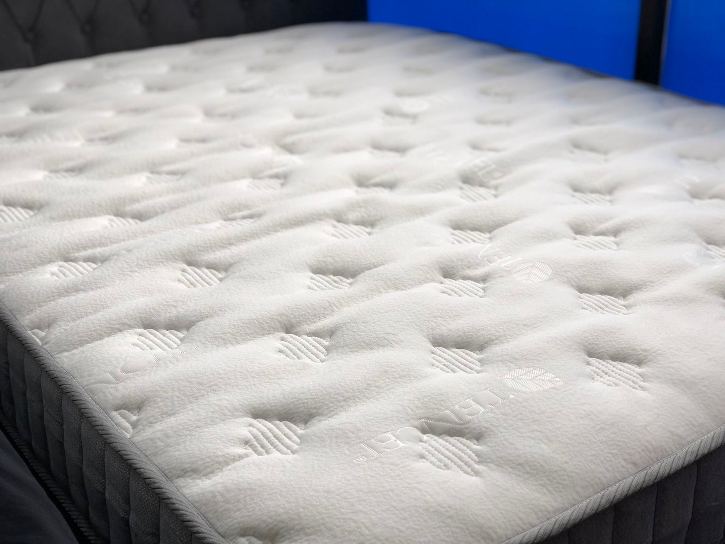Double Latex Pocket Spring Mattress
