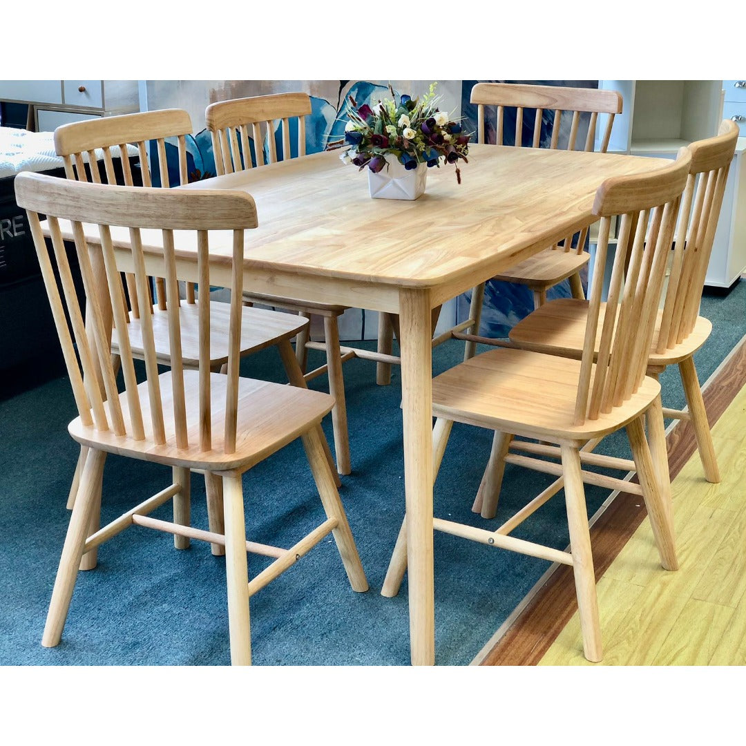 Wilson Dining Set in rubber wood
