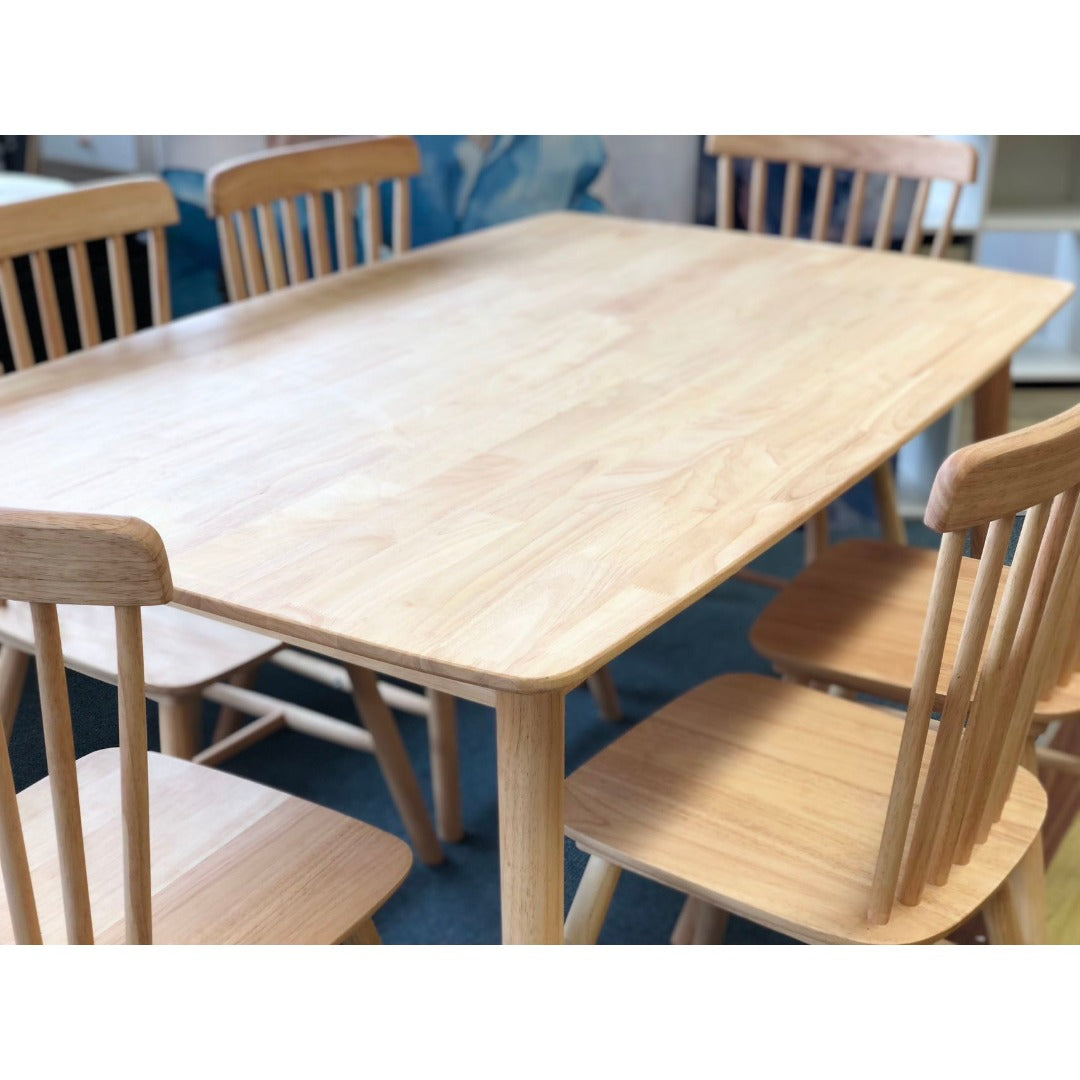 Wilson Dining Set in rubber wood