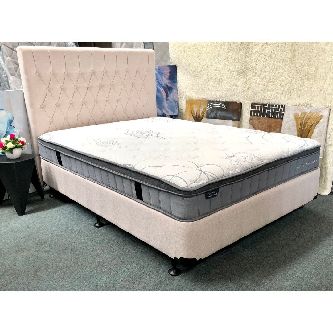 Chicago Bed in Beige Fabric