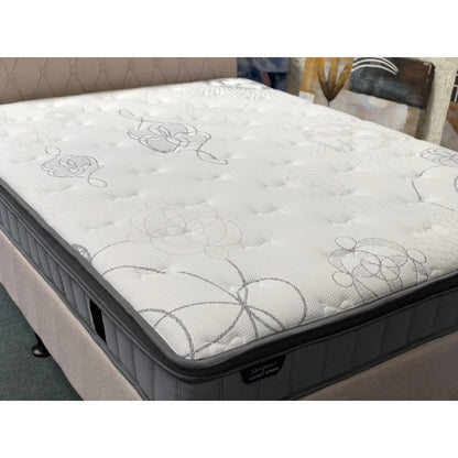 Chicago Bed in Beige Fabric
