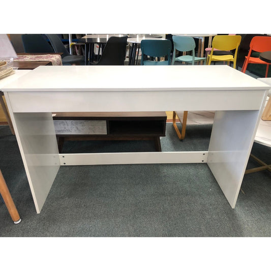 Hana Small Desk in White