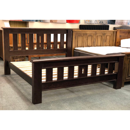 Felton Solid Pinewood 4pcs Bedroom Set
