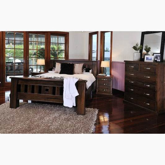 Felton Solid Pinewood 4pcs Bedroom Set
