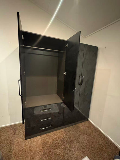 Silvia 4 Door Wardrobe With 3 Drawers Marble Pattern High Gloss